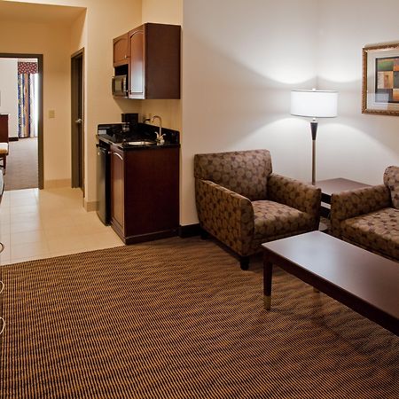 Holiday Inn Express Hotel & Suites Austin South - Buda By Ihg Номер фото